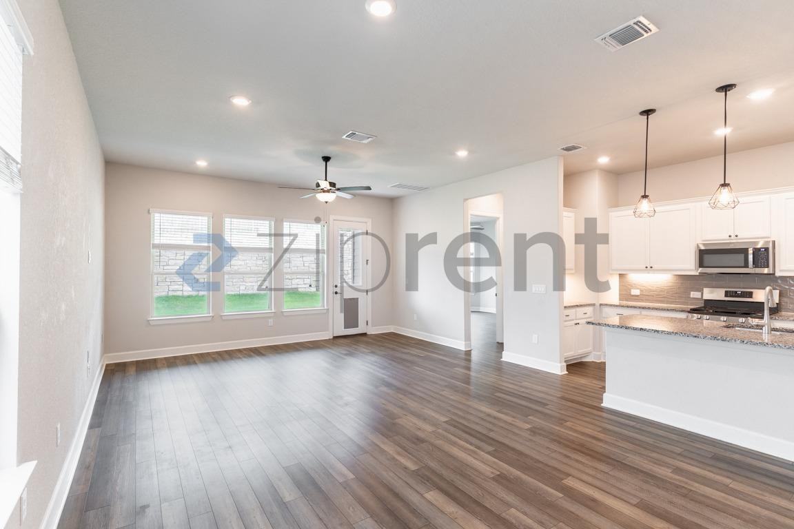 12803 Stanford Dr - Photo 2 of 13