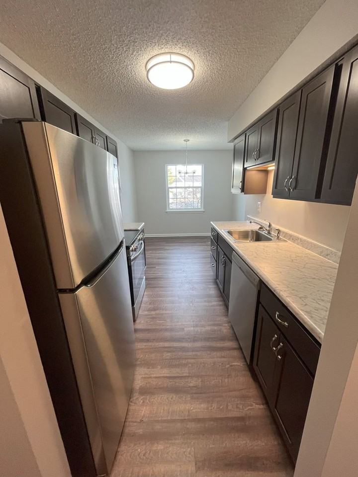 Adams Station Apartments - Photo 2 of 7