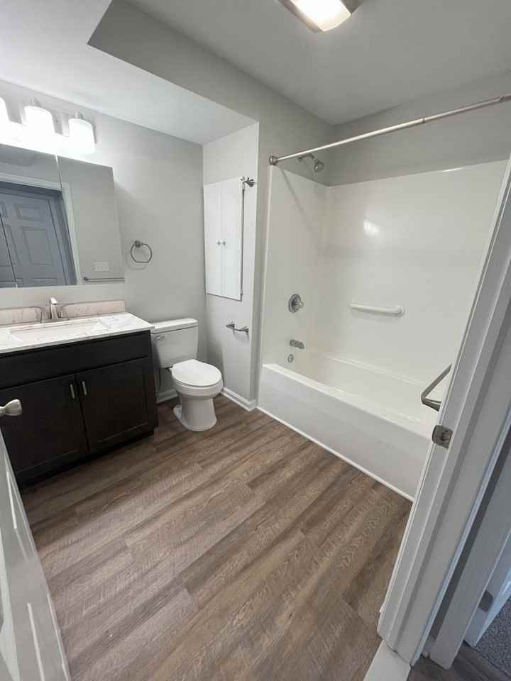 Adams Station Apartments - Photo 4 of 7