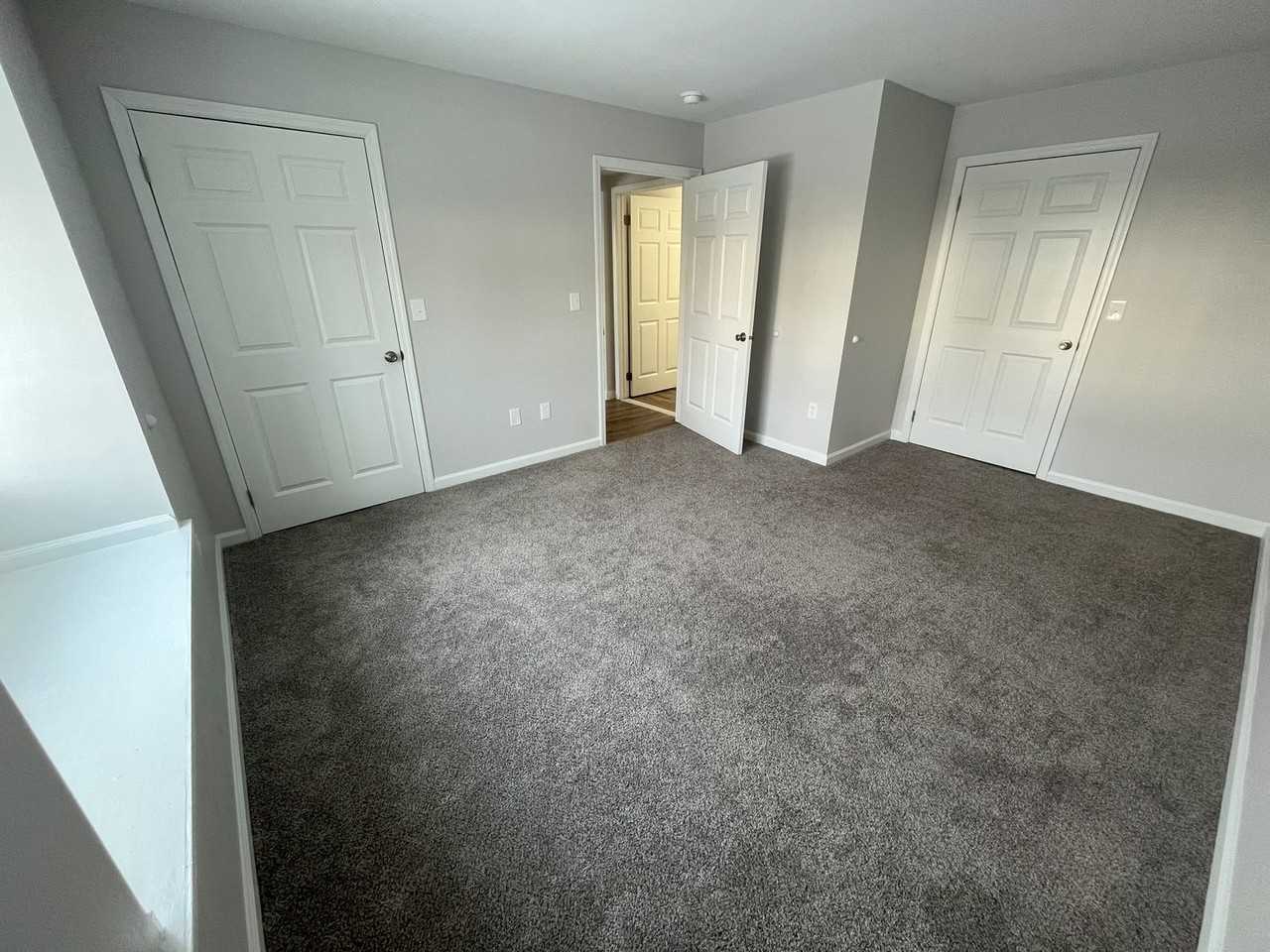 Adams Station Apartments - Photo 6 of 7