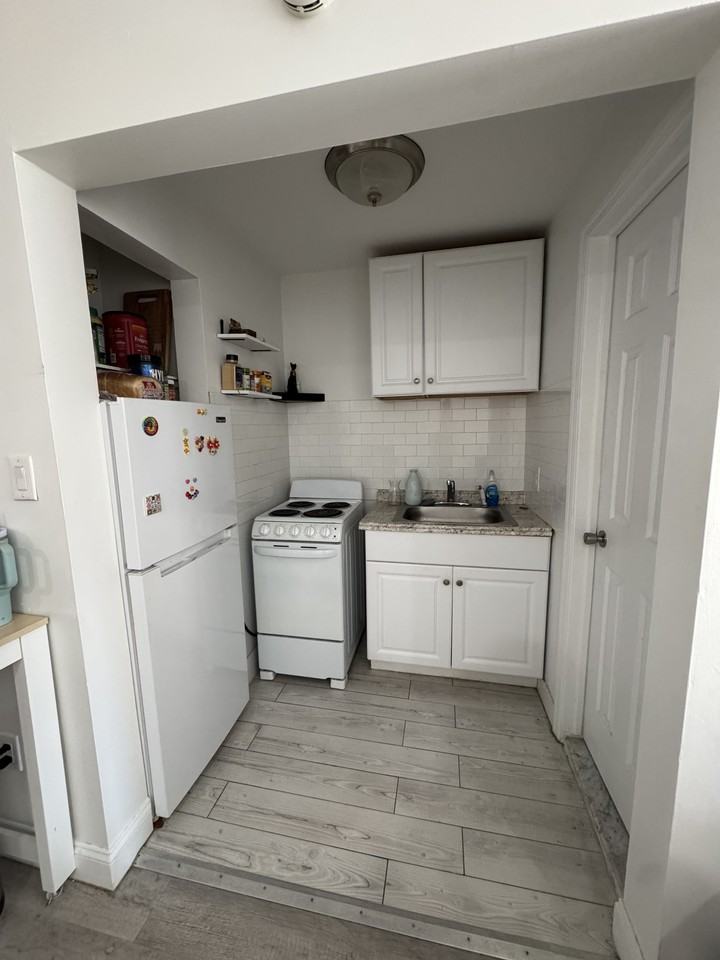 52 Florida Street #17 - Photo 6 of 10