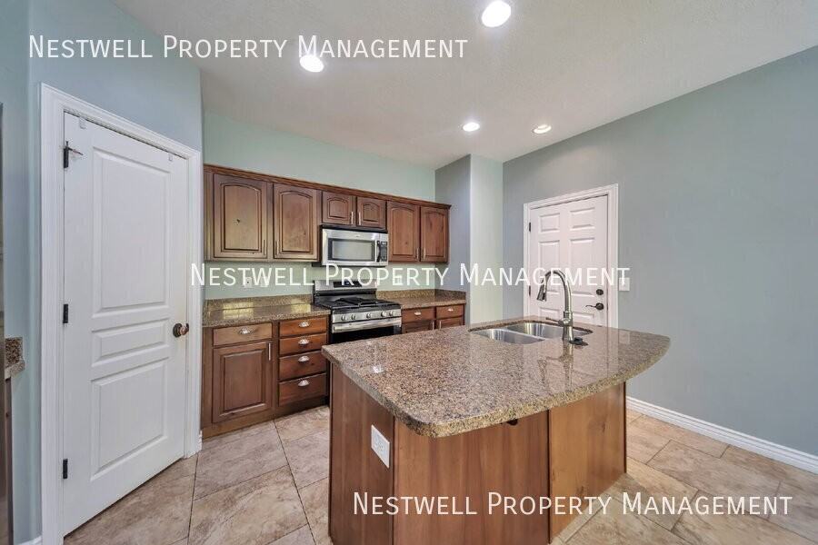 5424 W Brentford Ct - Photo 5 of 29