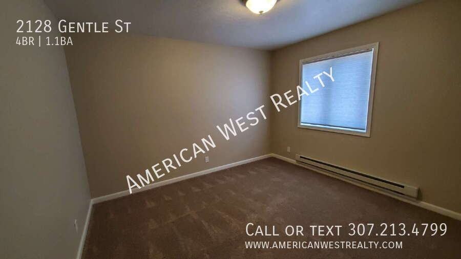 2128 Gentle St - Photo 7 of 14