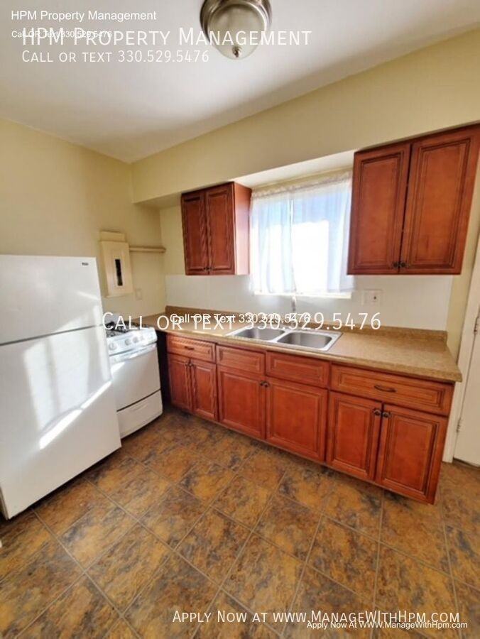 2381 Newton St - Photo 5 of 19