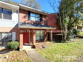 featured image of 196 Lakeview Dr