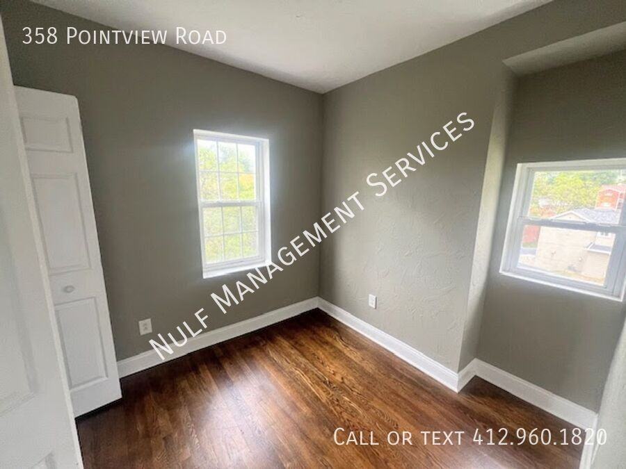 358 Pointview Rd - Photo 5 of 12
