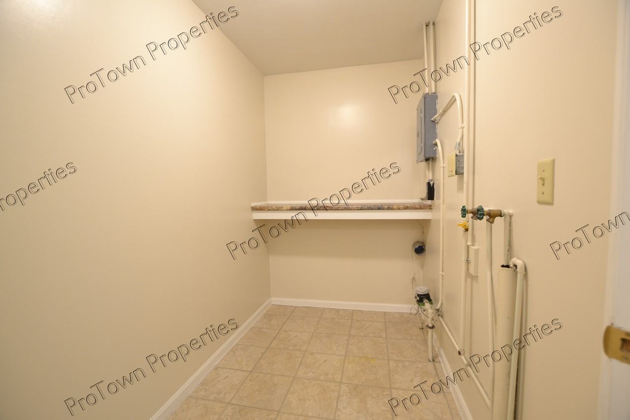 2315 Birchwood Lane - Photo 2 of 10