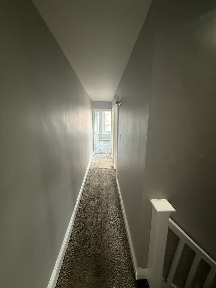 3160 Ravenwood Avenue - Photo 4 of 8