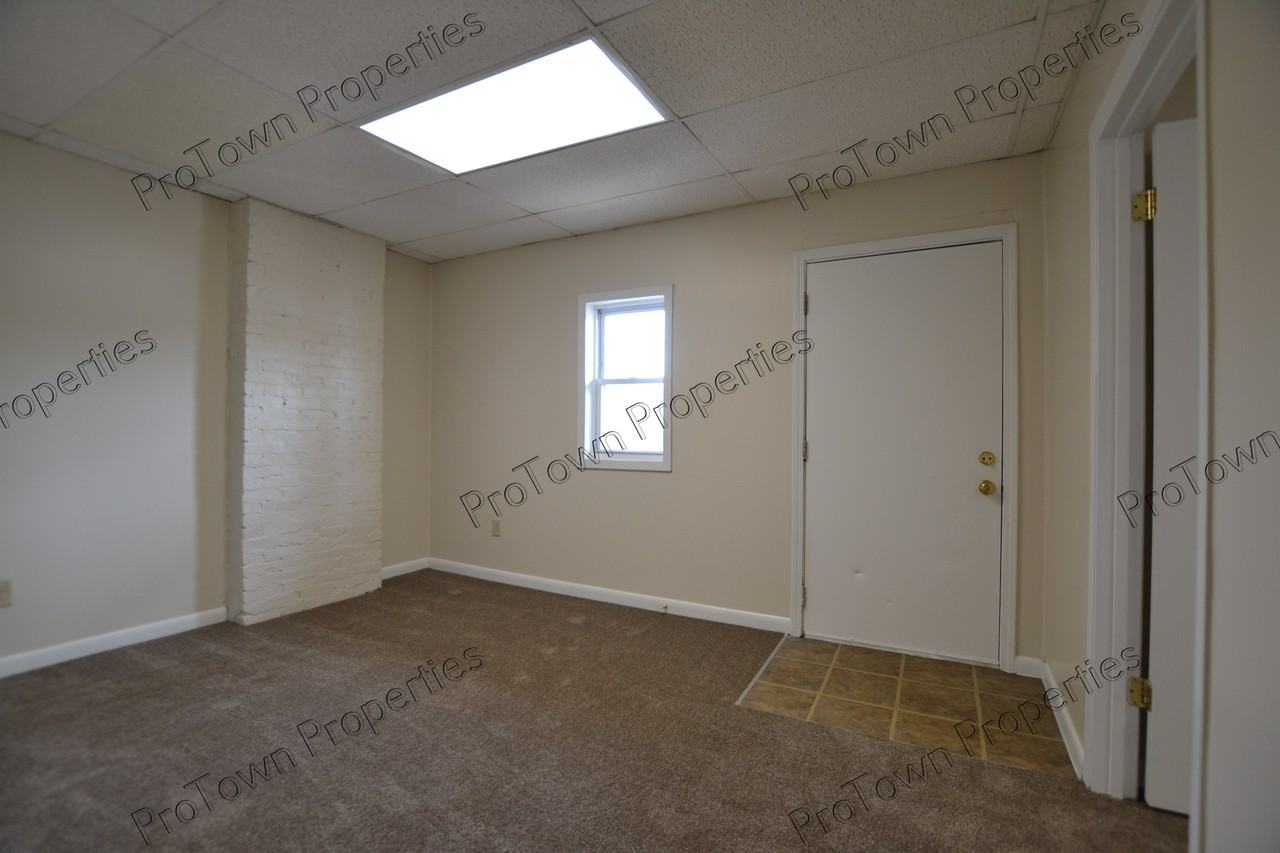 404 Oneida Street #2 - Photo 5 of 9