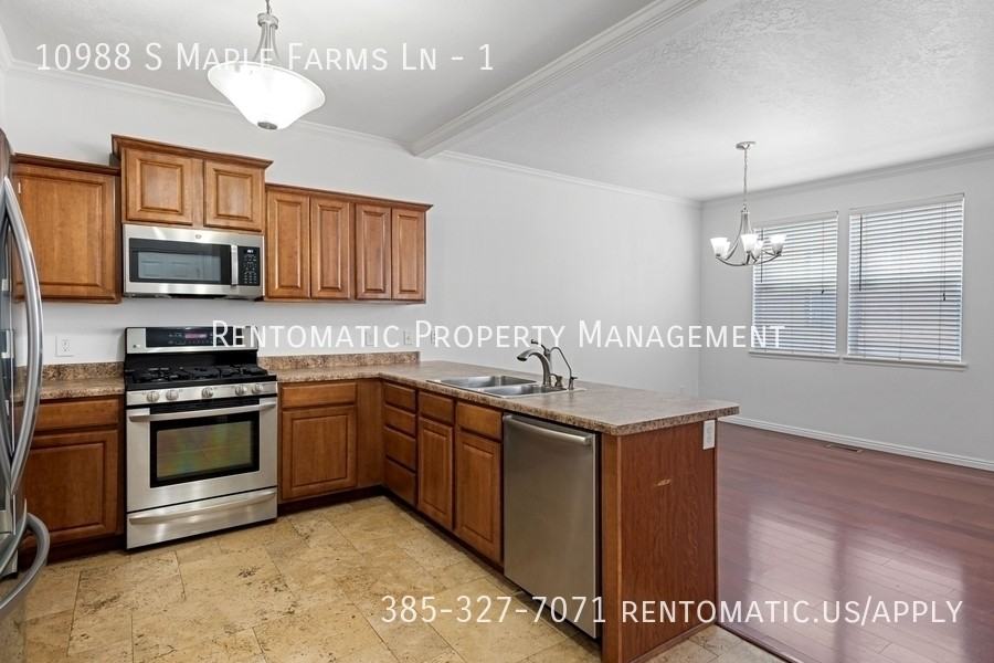 10988 S Maple Farms Ln #1 - Photo 3 of 29