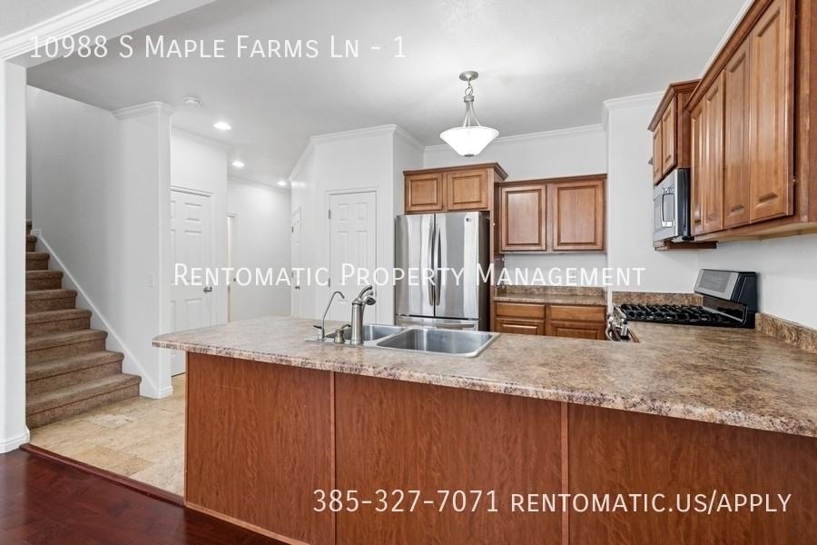 10988 S Maple Farms Ln #1 - Photo 4 of 29