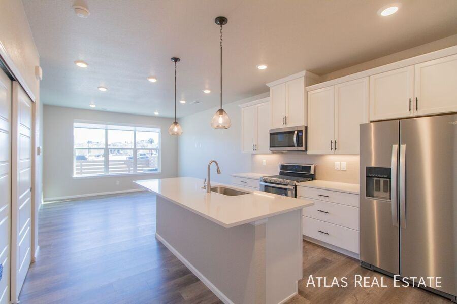 9486 W 58th Cir #B - Photo 4 of 50