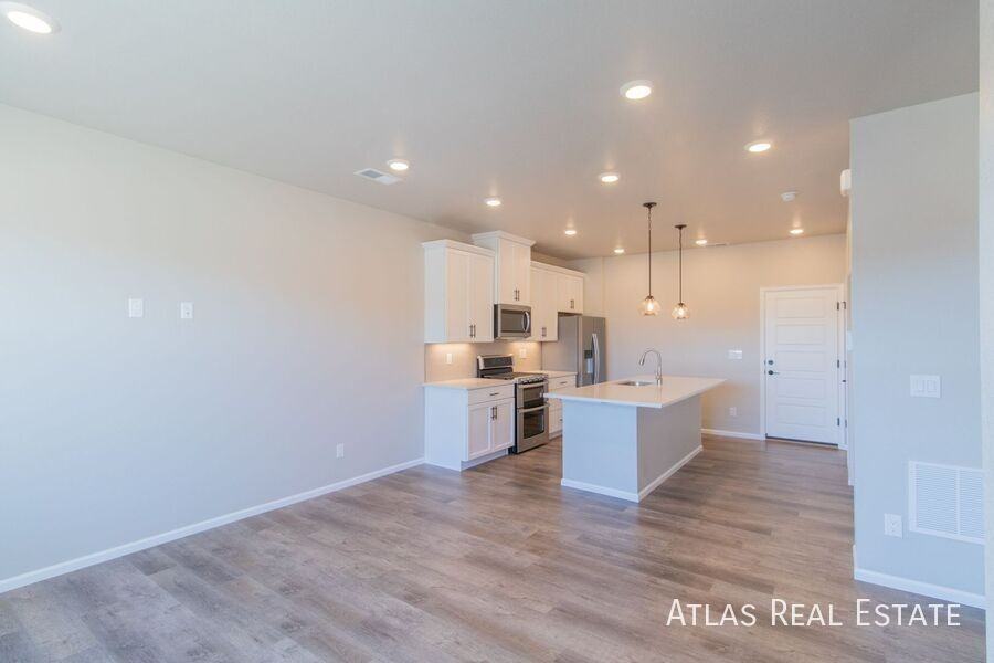 9486 W 58th Cir #B - Photo 7 of 50