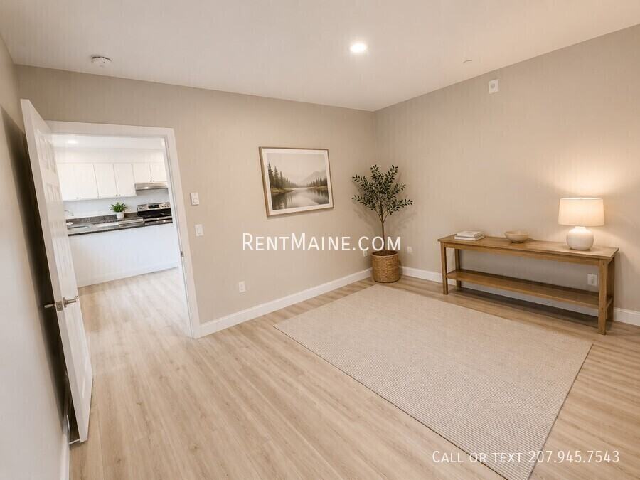 8 Jefferson Way #3C - Photo 6 of 34