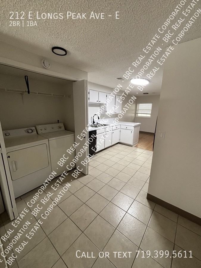212 E Longs Peak Ave #E - Photo 4 of 6