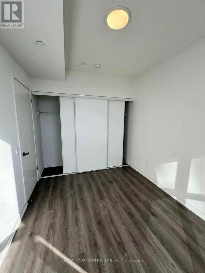 225 Commerce Street - Photo 6 of 11