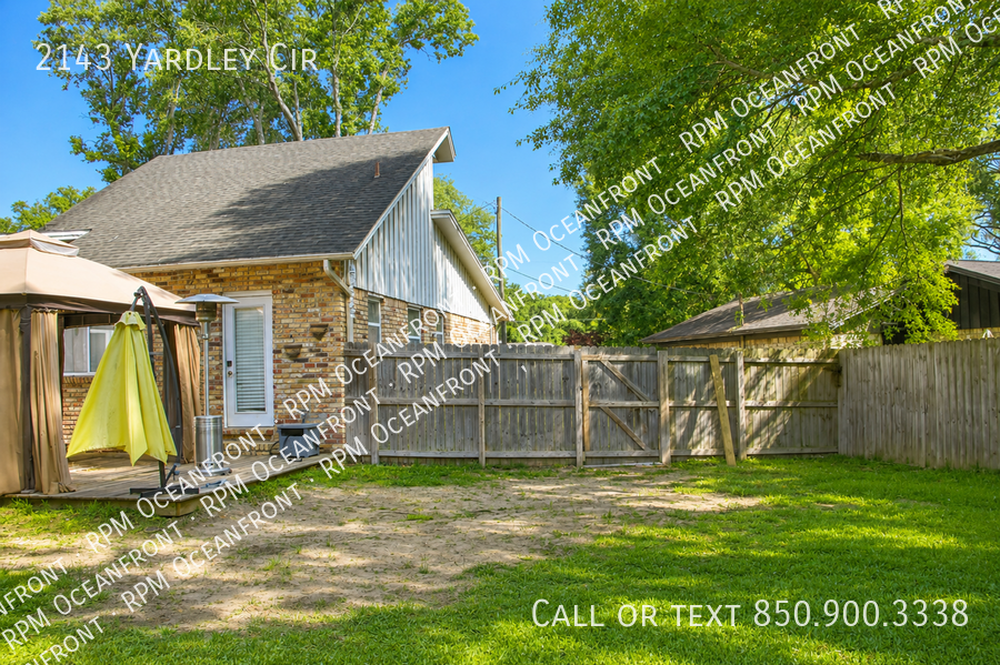 2143 Yardley Cir - Photo 4 of 19