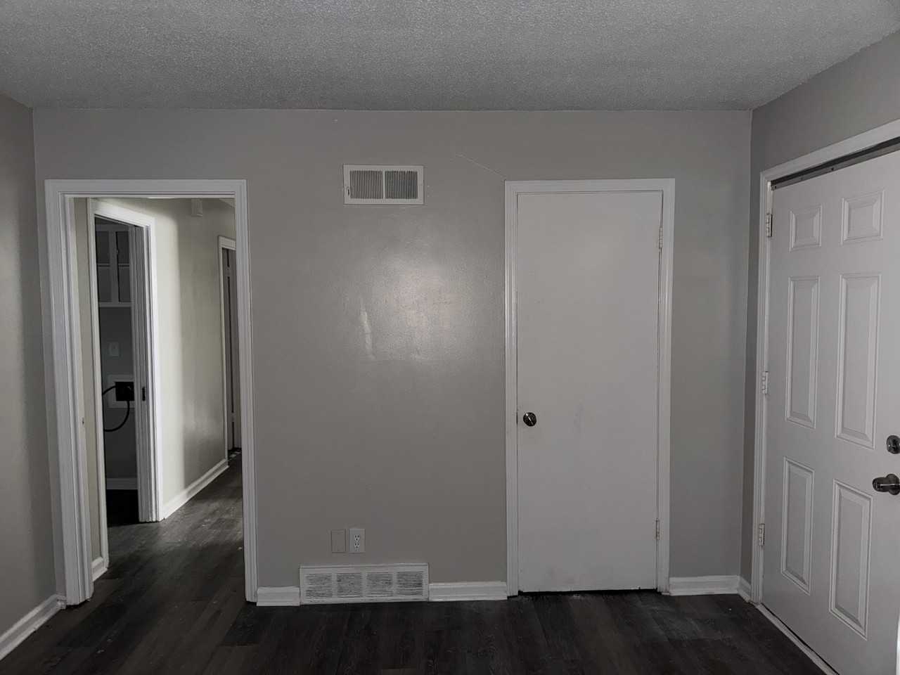 3329 Denver St - Photo 3 of 24
