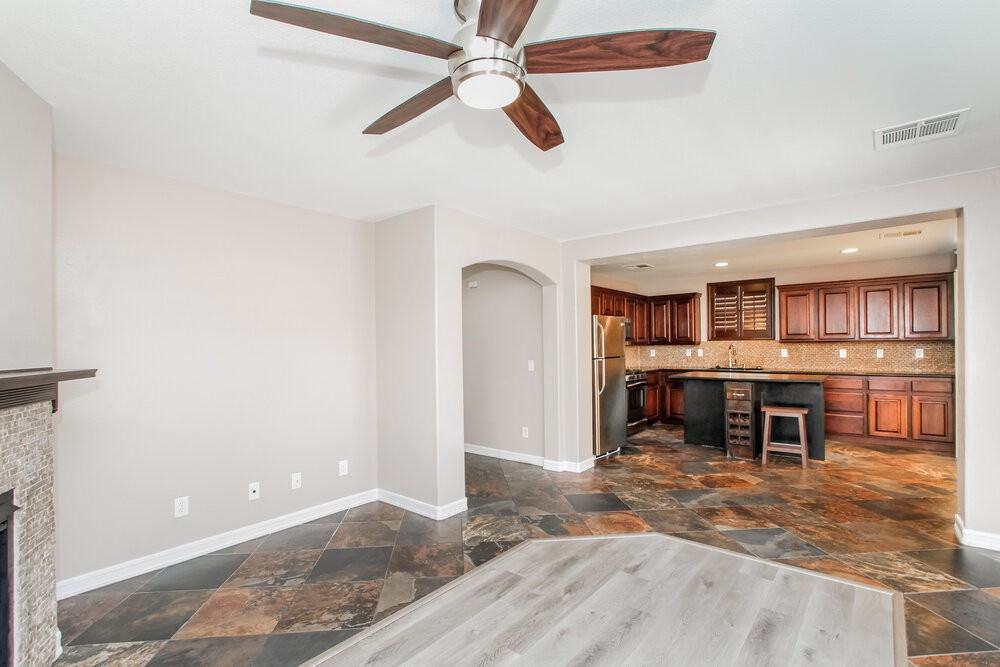 2545 Wild Ambrosia Ave - Photo 7 of 17