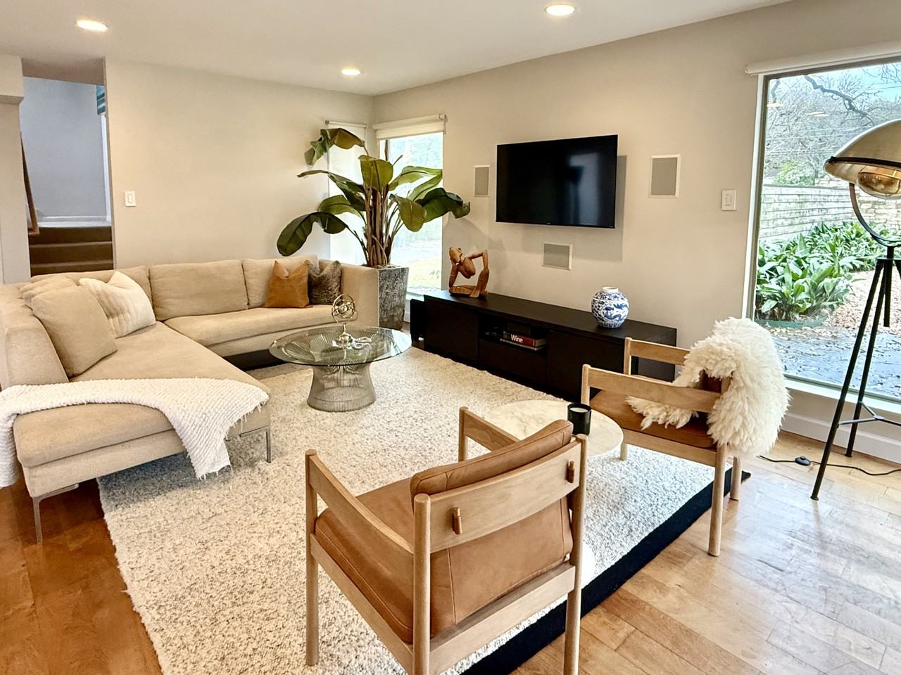 2111 Exposition Blvd #NA - Photo 4 of 29