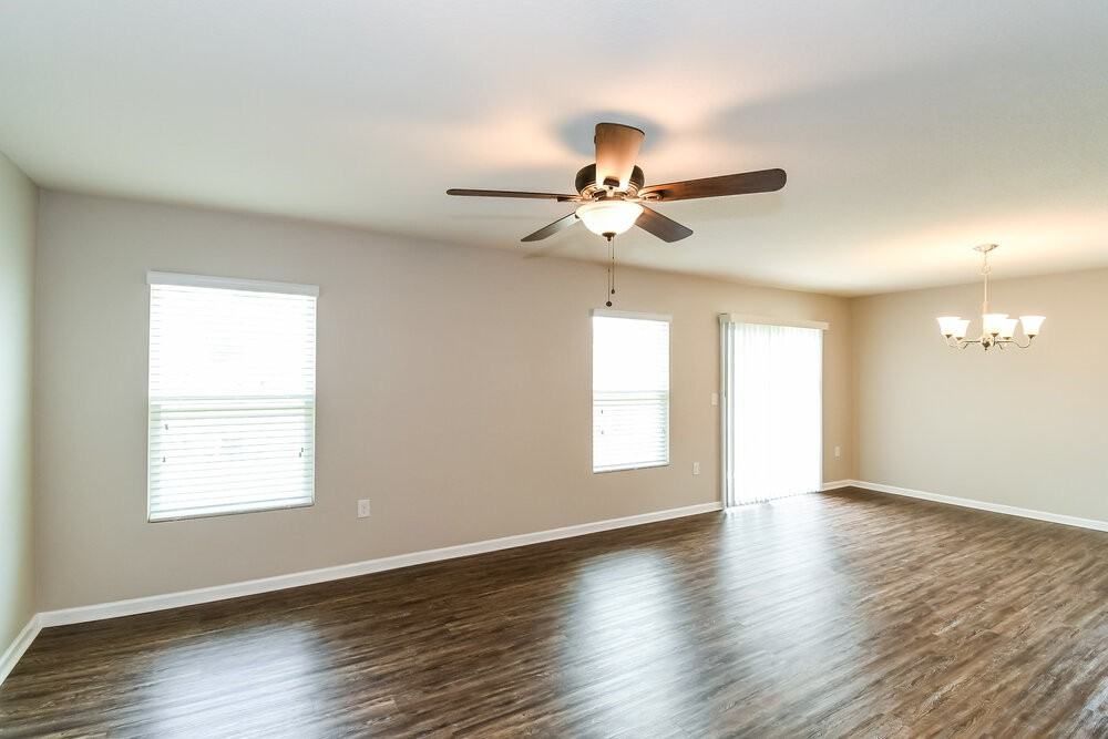 2067 Tyson Lake Dr - Photo 3 of 15