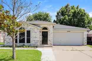 5909 Northfield Dr - Photo 1 of 1