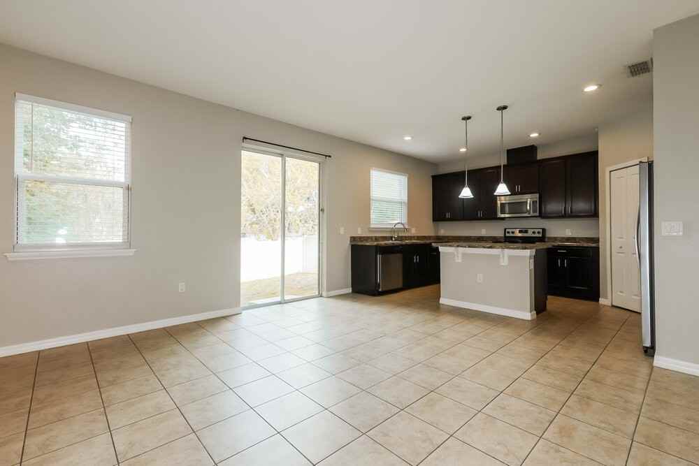 1309 Canyon Oaks Dr - Photo 3 of 16