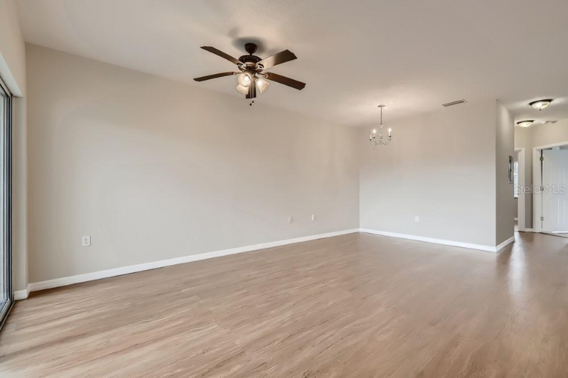 6011 Portsdale Pl #202 - Photo 4 of 15