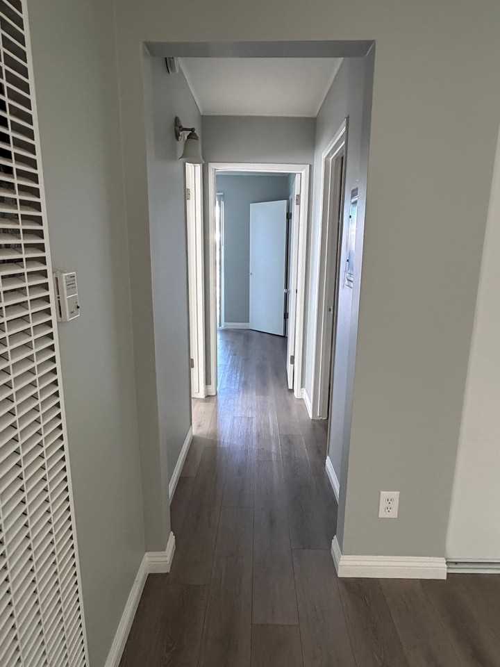 6928 Woodley Ave #204 - Photo 4 of 8