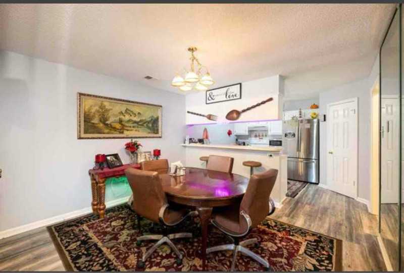 5844 Ashridge Pl - Photo 5 of 10