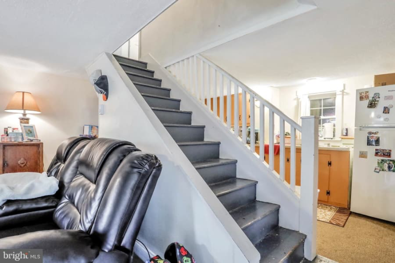 13706 Crawford Ave #2 - Photo 6 of 16