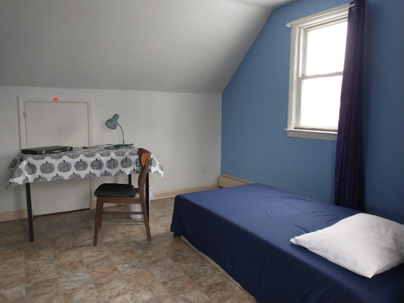 1843 Fairhaven Rd - Photo 4 of 8