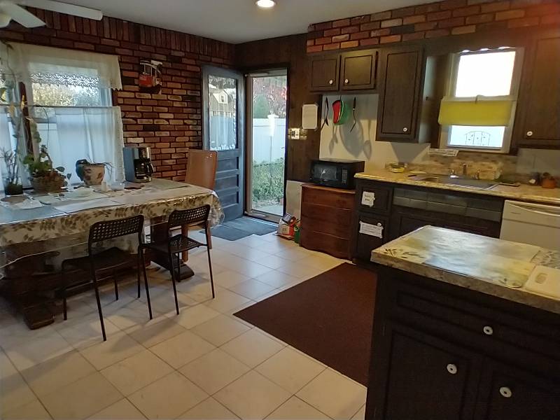 1843 Fairhaven Rd - Photo 6 of 8