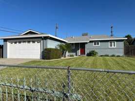 1624 Catalpa St - Photo 1 of 1