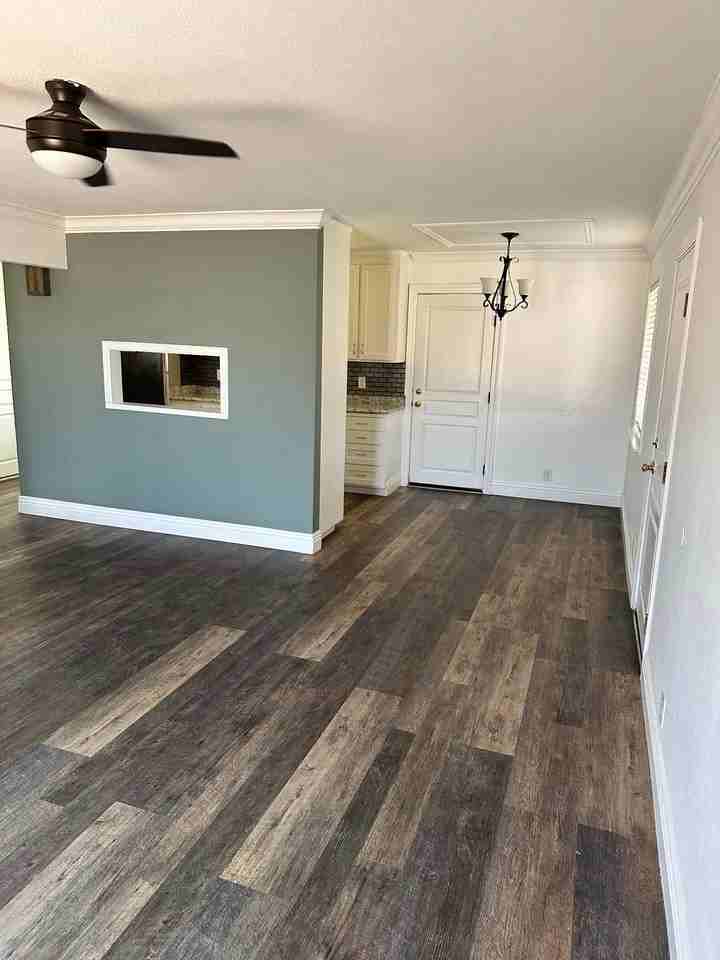 1624 Catalpa St - Photo 5 of 20