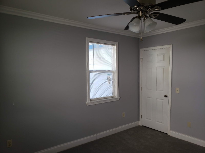 5925 Saint Roch Ave - Photo 6 of 11
