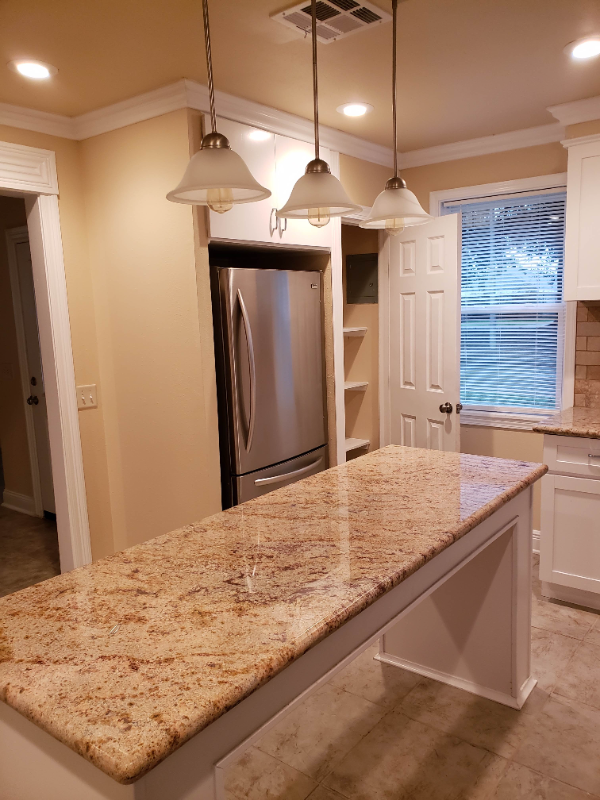 5925 Saint Roch Ave - Photo 7 of 11
