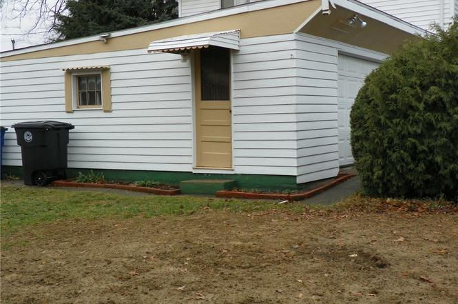 4360 W 150th St - Photo 2 of 20