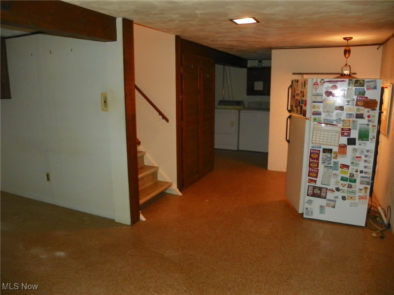 4360 W 150th St - Photo 5 of 20