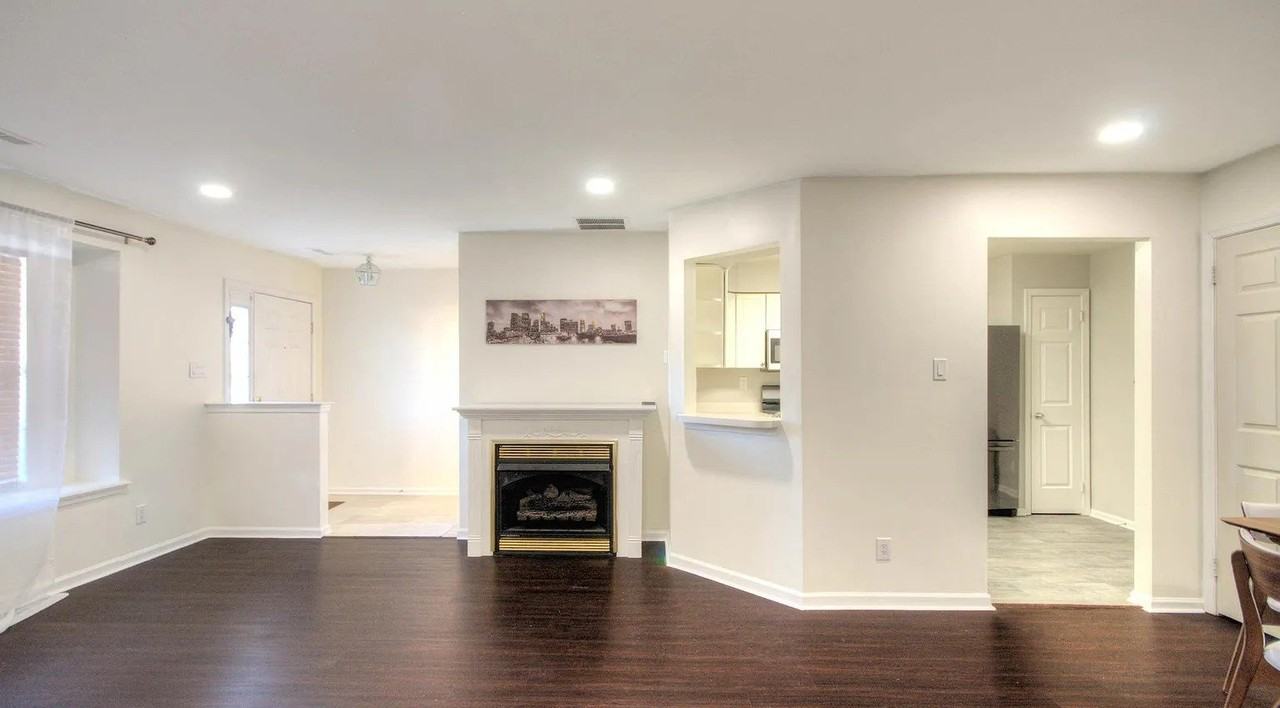 4402 Aberdeen Ln - Photo 4 of 18