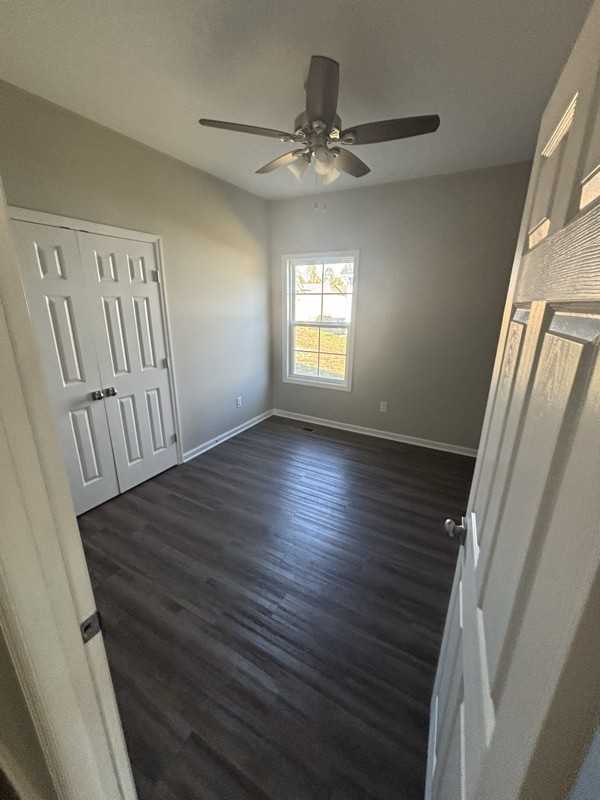 221 Cherokee Dr - Photo 3 of 13