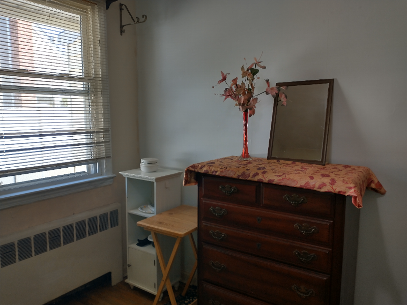1843 Fairhaven Rd - Photo 4 of 8