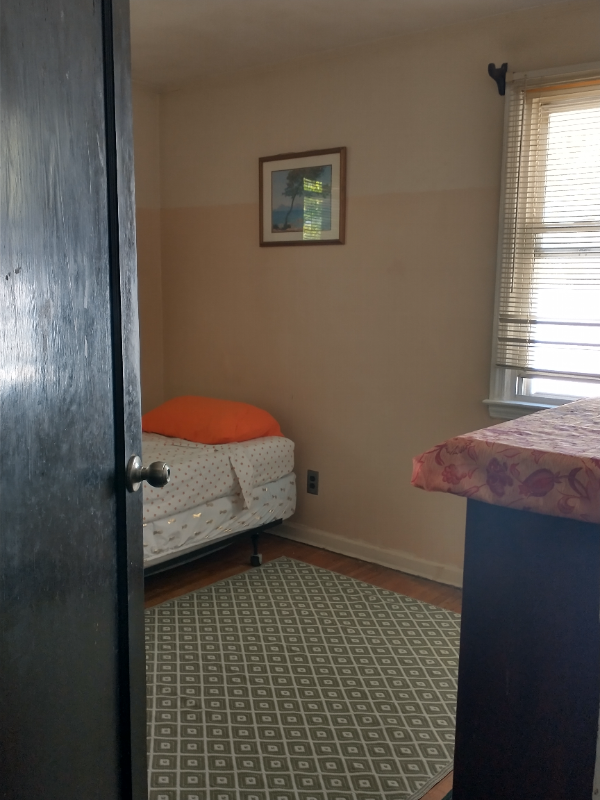 1843 Fairhaven Rd - Photo 5 of 8