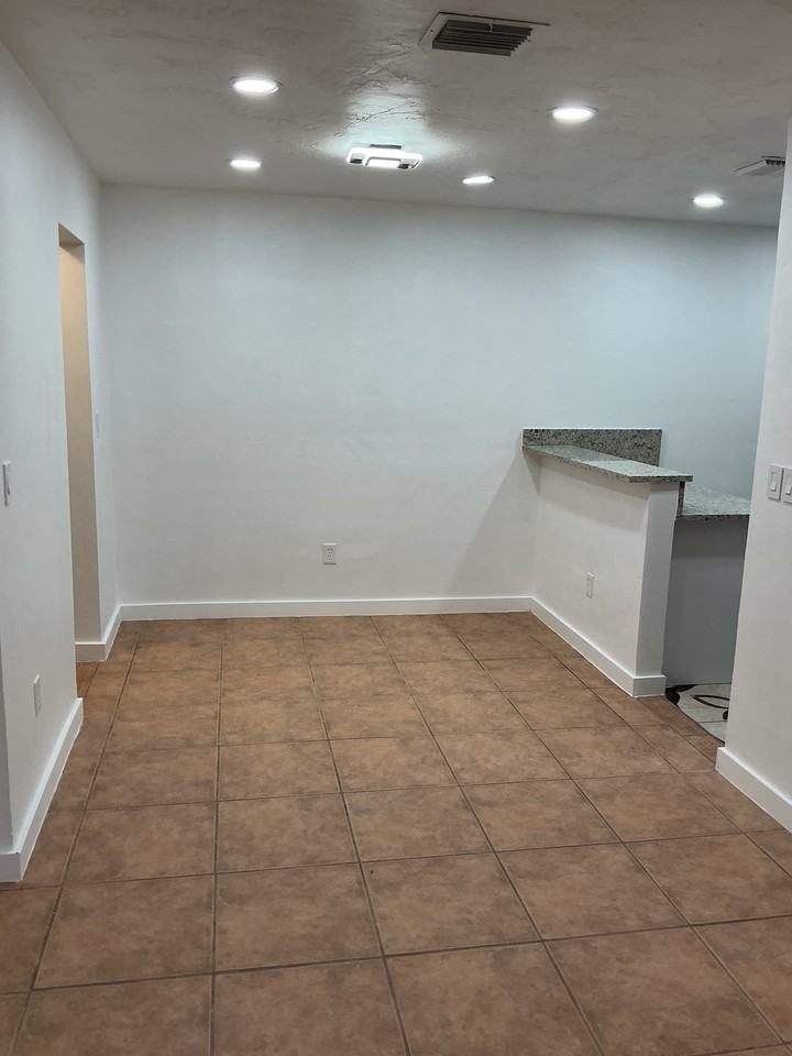 11405 Sw 148th St - Photo 6 of 10