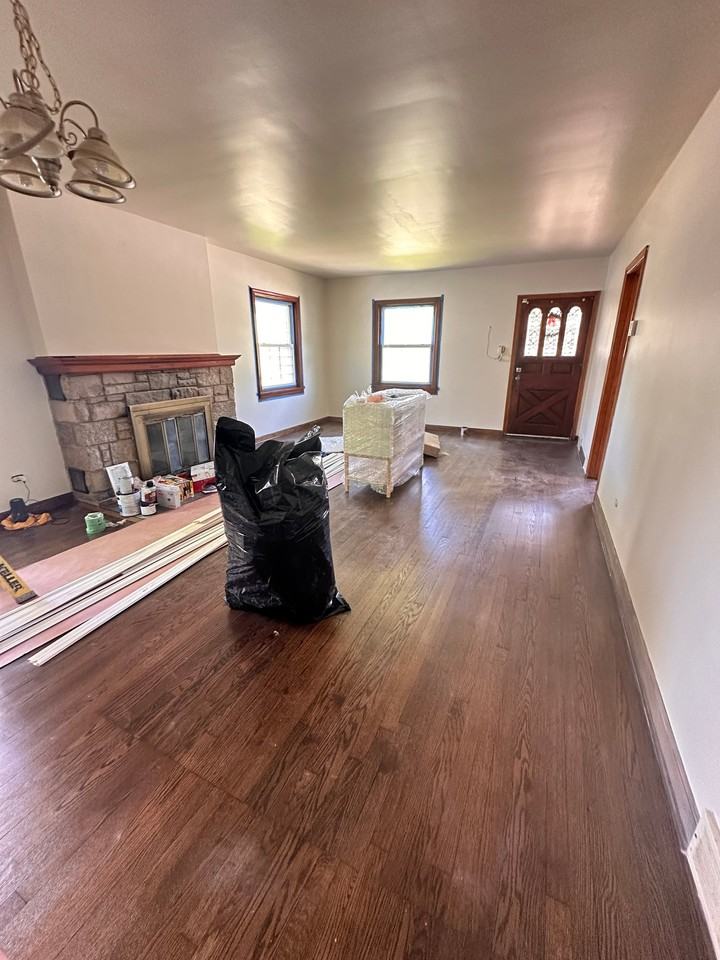 13708 S Wentworth Ave - Photo 5 of 10