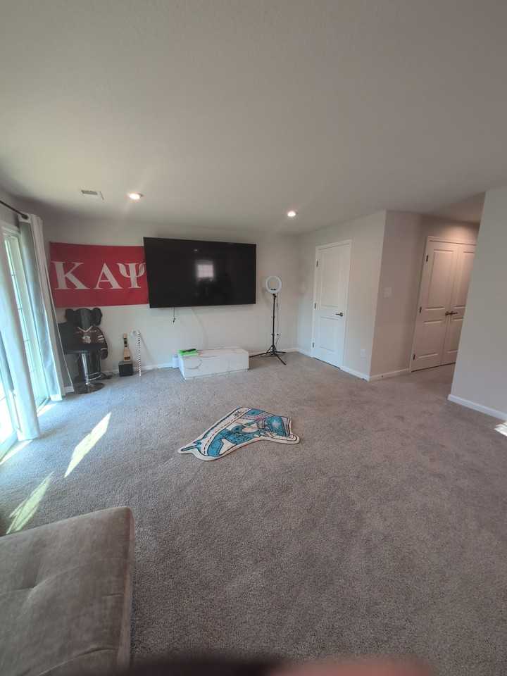 4138 Riverside Dr - Photo 3 of 22