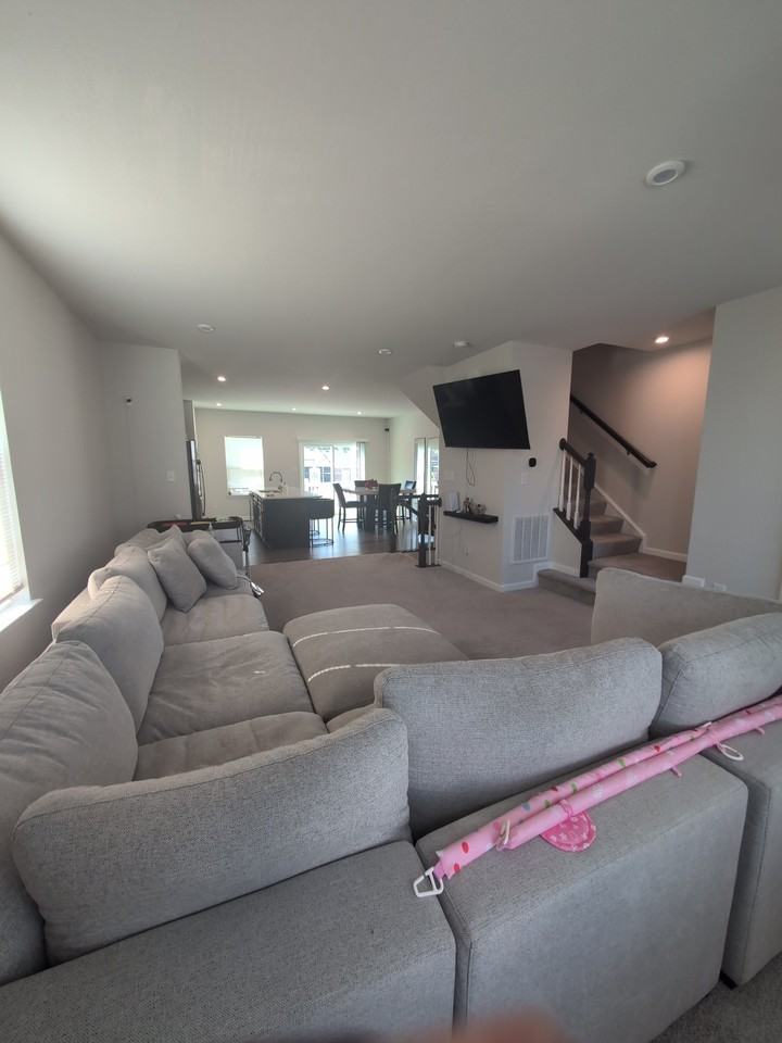 4138 Riverside Dr - Photo 7 of 22