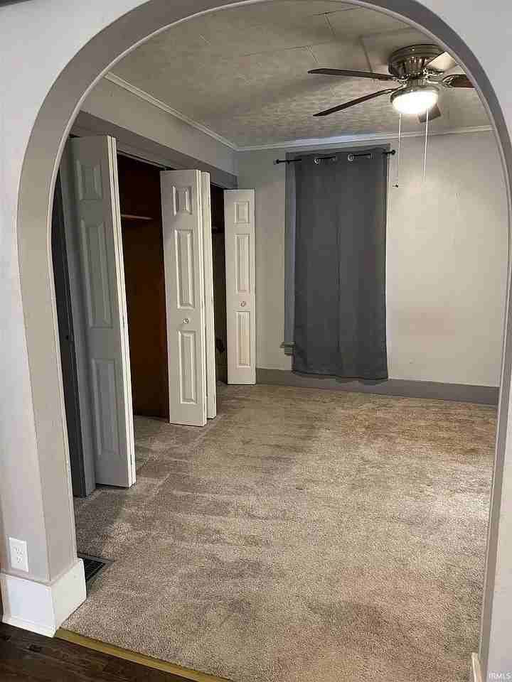 71 S Fisher St - Photo 3 of 8