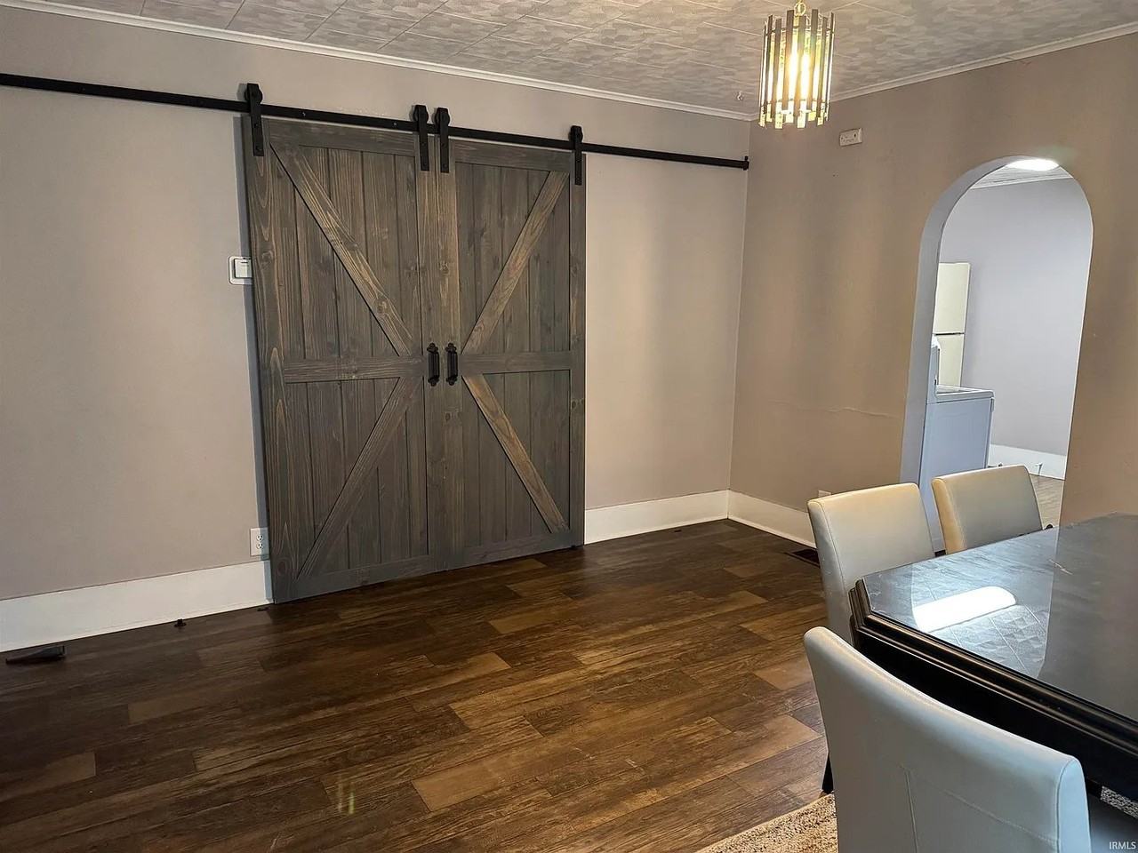 71 S Fisher St - Photo 4 of 8