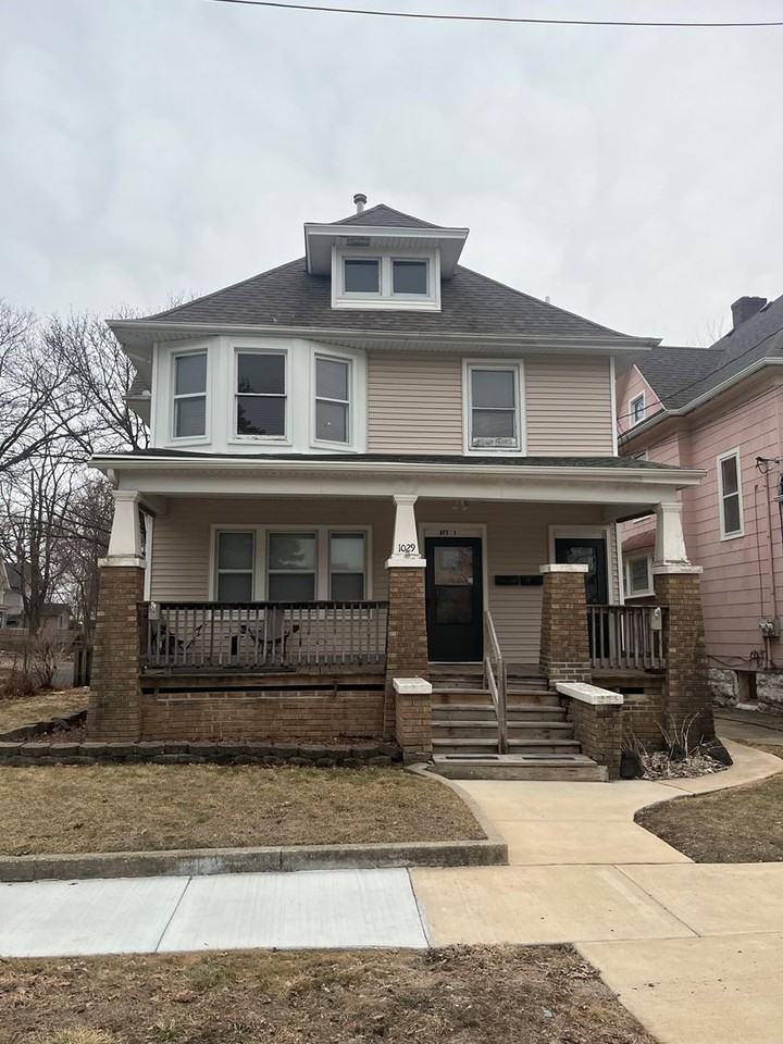 Spafford Ave 1029 - Photo 6 of 11